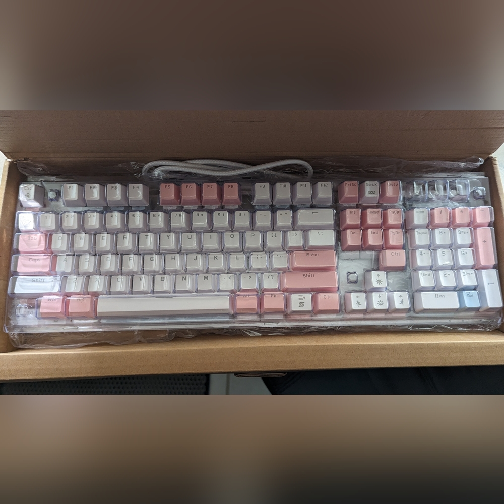 BRAND NEW Wired Mechanical keyboard